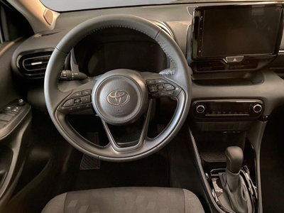 Toyota Yaris 1.5 Hybrid 5 porte Trend (11)
