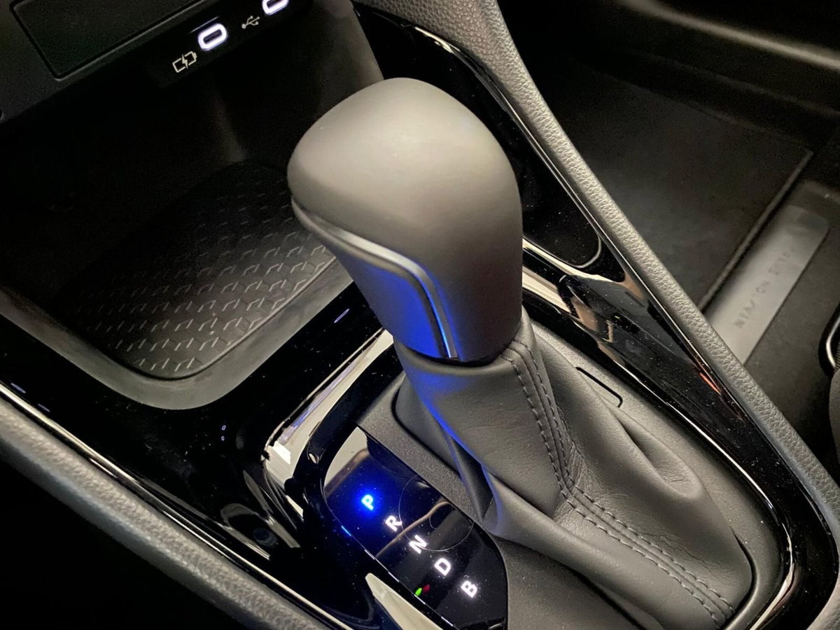 Toyota Yaris 1.5 Hybrid 5 porte Trend (17)