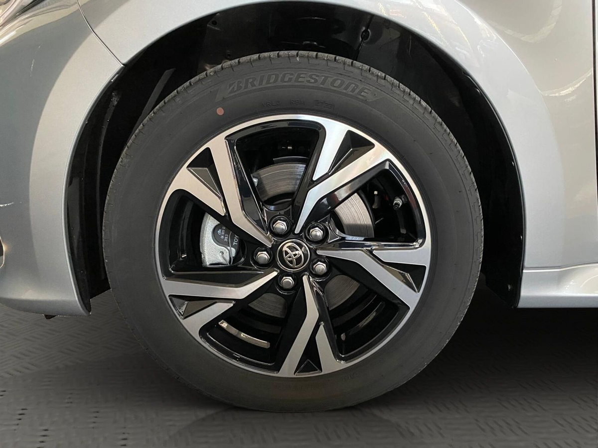 Toyota Yaris 1.5 Hybrid 5 porte Trend (4)
