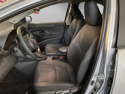 Toyota Yaris 1.5 Hybrid 5 porte Trend (8)