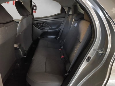 Toyota Yaris 1.5 Hybrid 5 porte Trend (9)