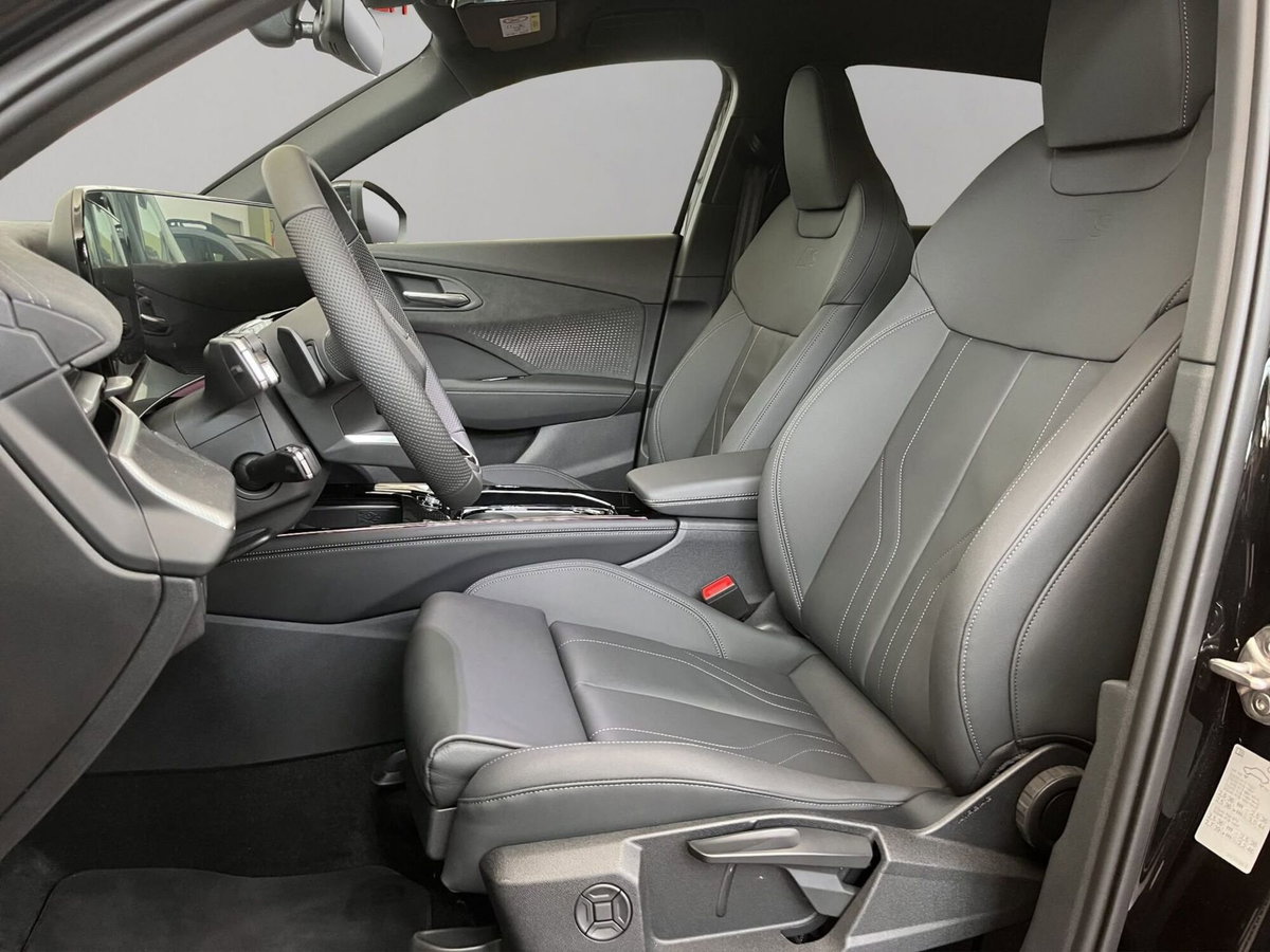 Audi Q3 1.5 e-hybrid S line 272cv s-tronic (11)