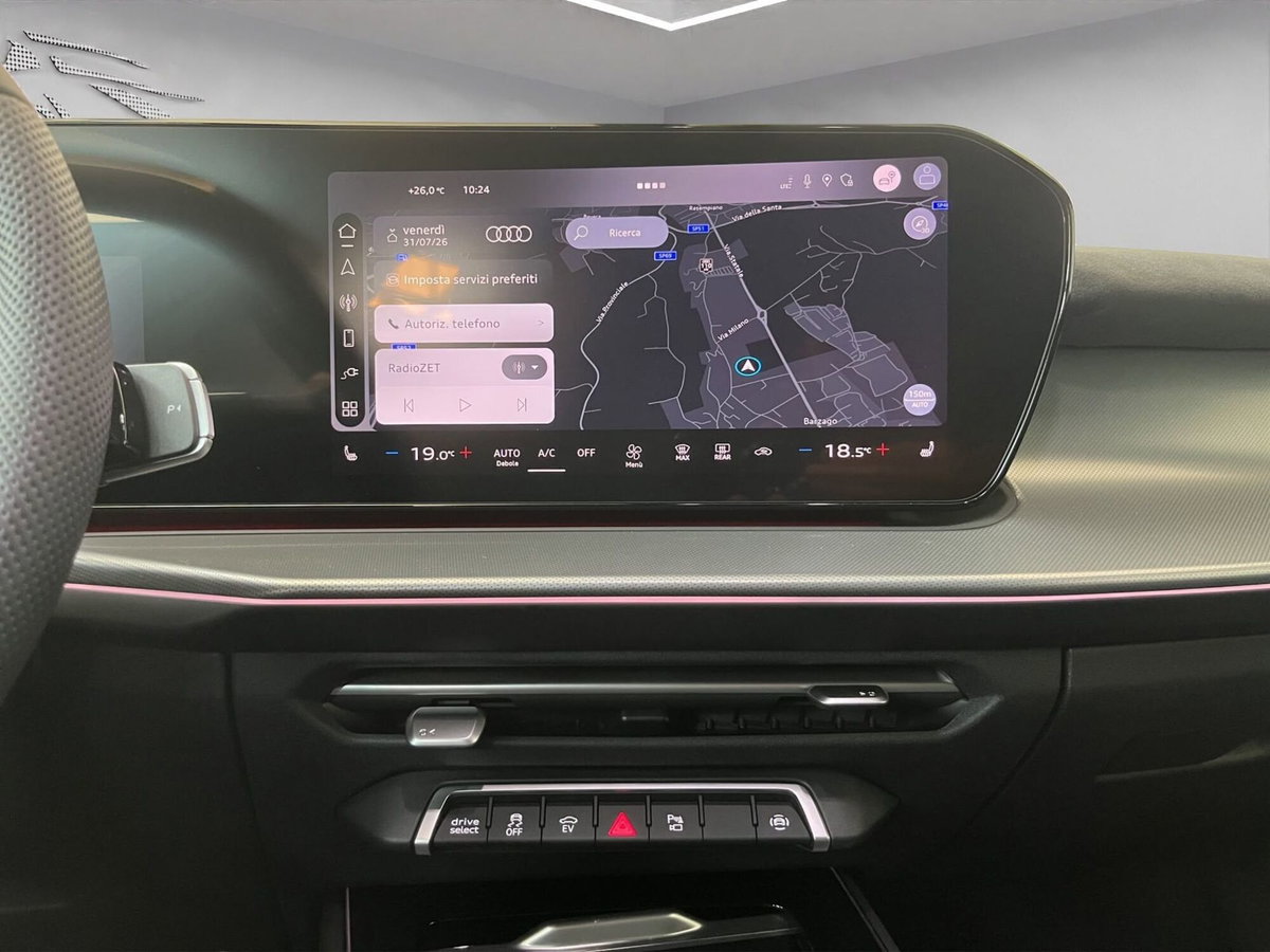 Audi Q3 1.5 e-hybrid S line 272cv s-tronic (17)