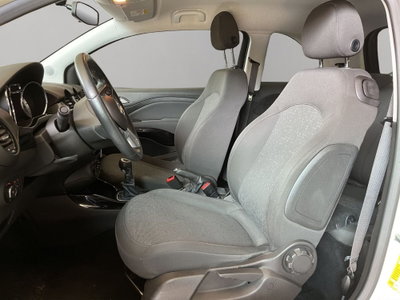 Opel Adam Rocks 1.2 70 CV (11)