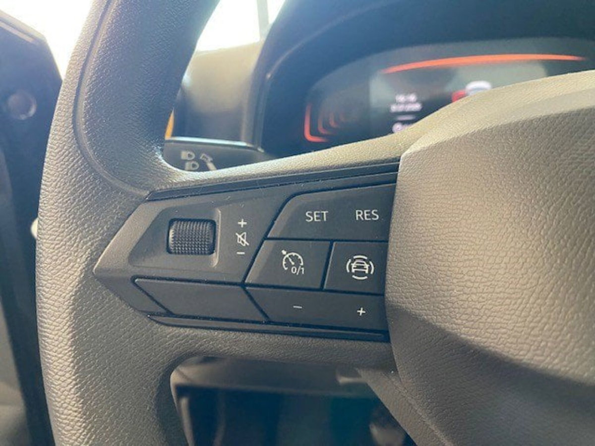 SEAT Arona 1.0 EcoTSI Reference (14)