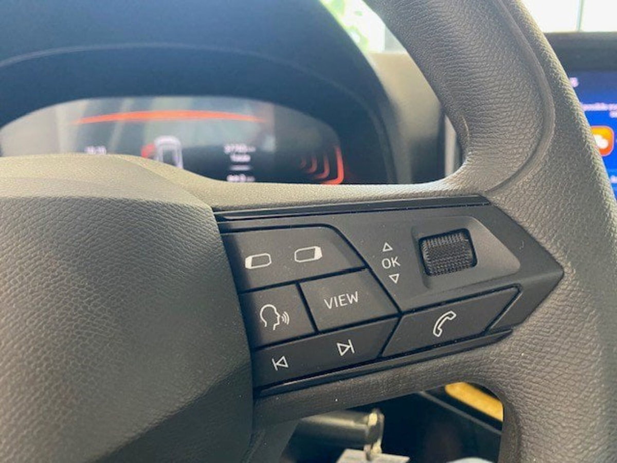 SEAT Arona 1.0 EcoTSI Reference (15)