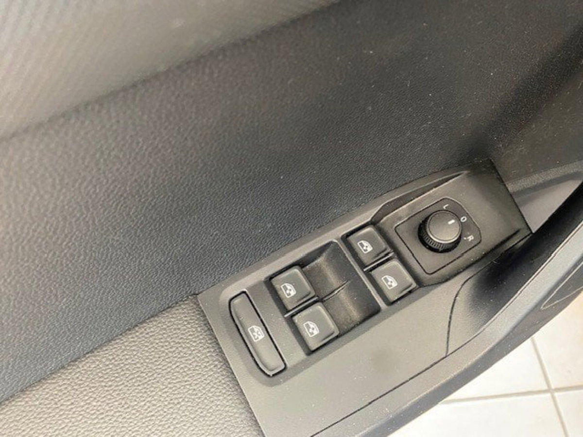 SEAT Arona 1.0 EcoTSI Reference (7)