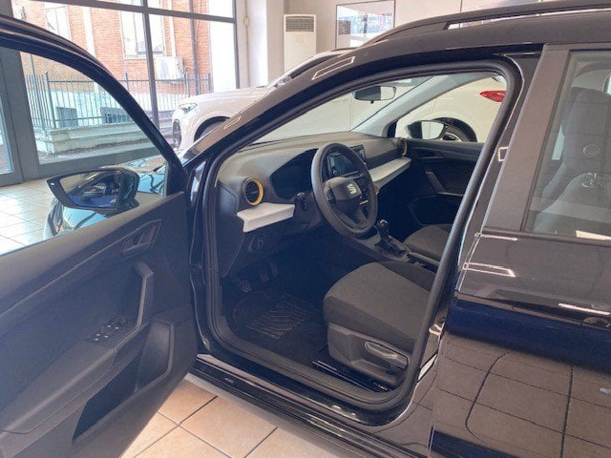 SEAT Arona 1.0 EcoTSI Reference (8)