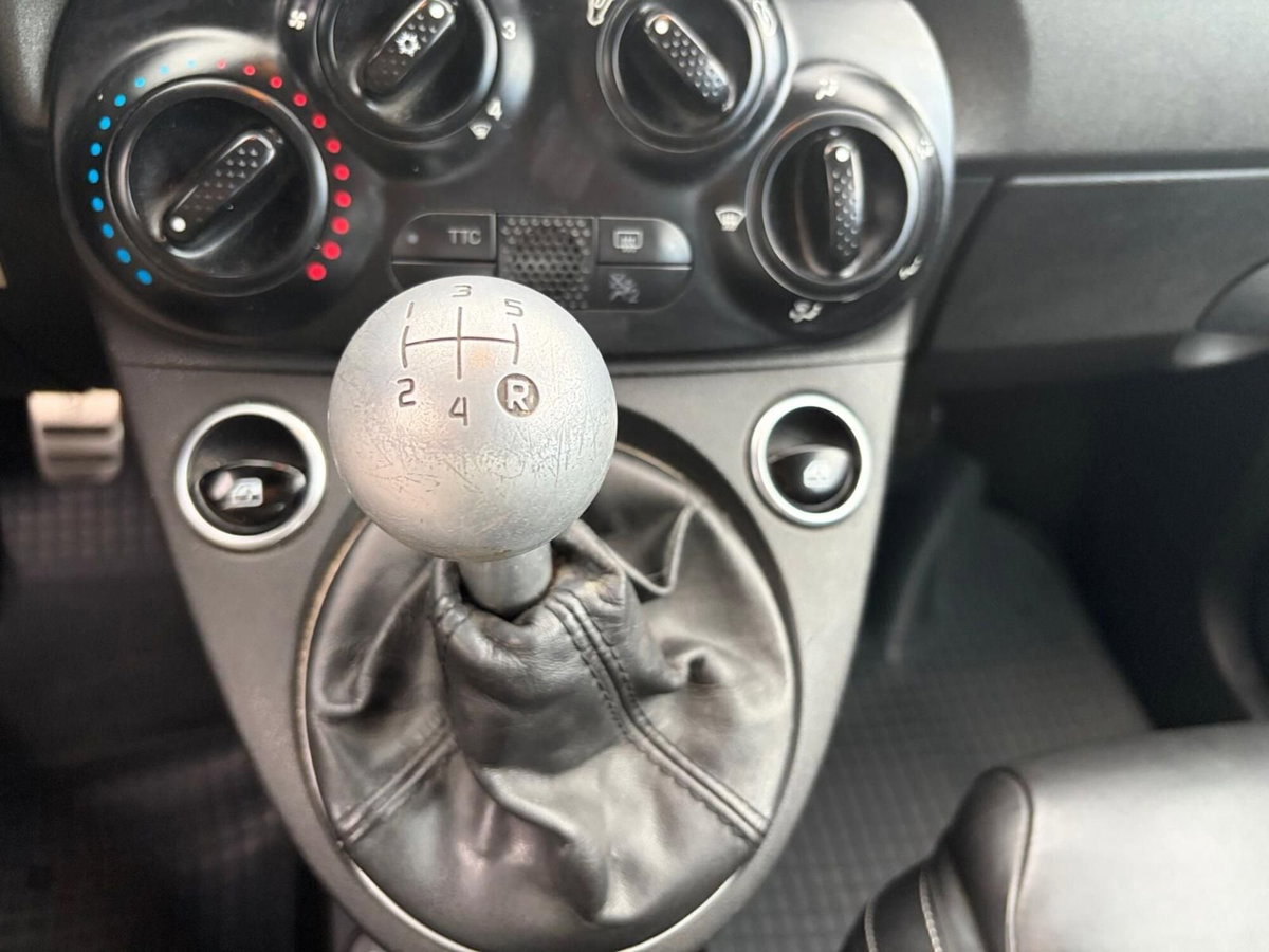 Abarth 595 595 1.4 Turbo T-Jet 180 CV Competizione (13)