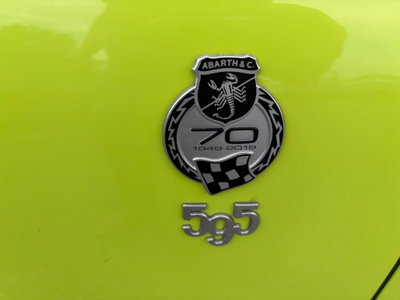 Abarth 595 595 1.4 Turbo T-Jet 180 CV Competizione (5)