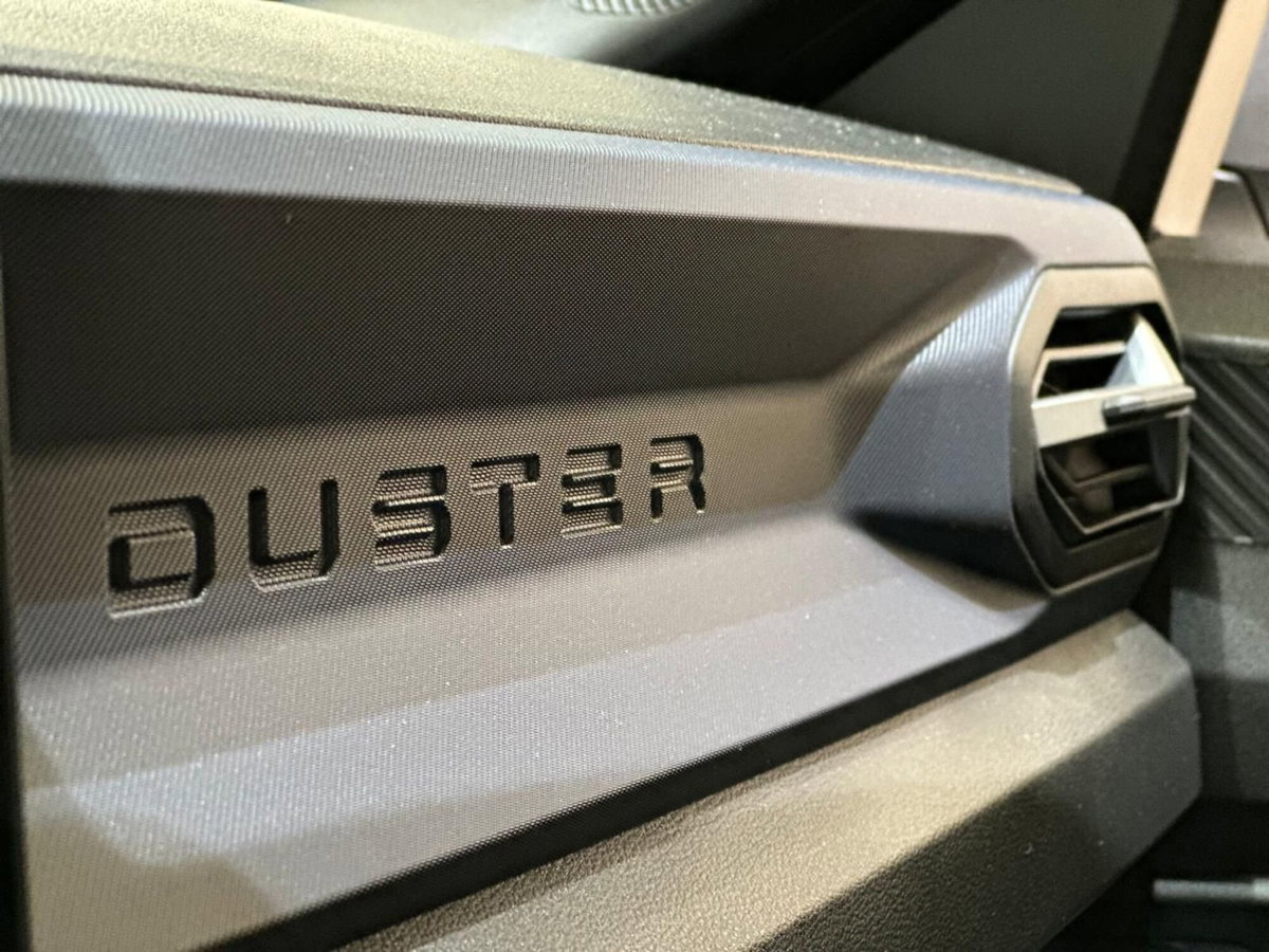 Dacia Duster 1.6 hybrid Journey 140cv (15)