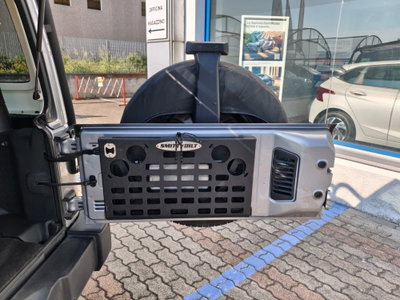 Jeep Wrangler Unlimited 2.8 CRD DPF Sahara Auto (20)