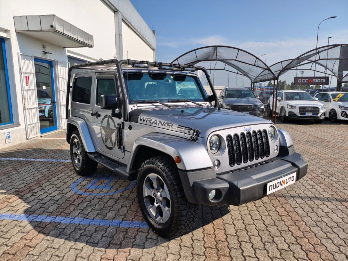 Jeep Wrangler Unlimited 2.8 CRD DPF Sahara Auto (3)