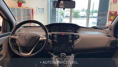 Lancia Ypsilon 1.2 69 CV 5 porte GPL Ecochic Gold (12)