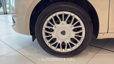 Lancia Ypsilon 1.2 69 CV 5 porte GPL Ecochic Gold (8)