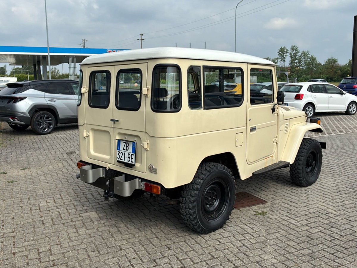 Toyota Land Cruiser 5p 2.8 d-4d Executive 7 posti Plus auto (11)