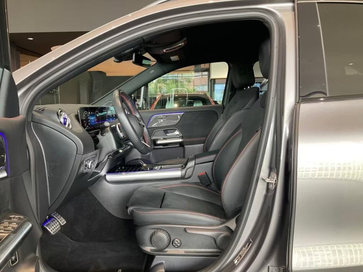 Mercedes-Benz GLA SUV 200 d AMG Line Premium Plus 4matic auto (10)