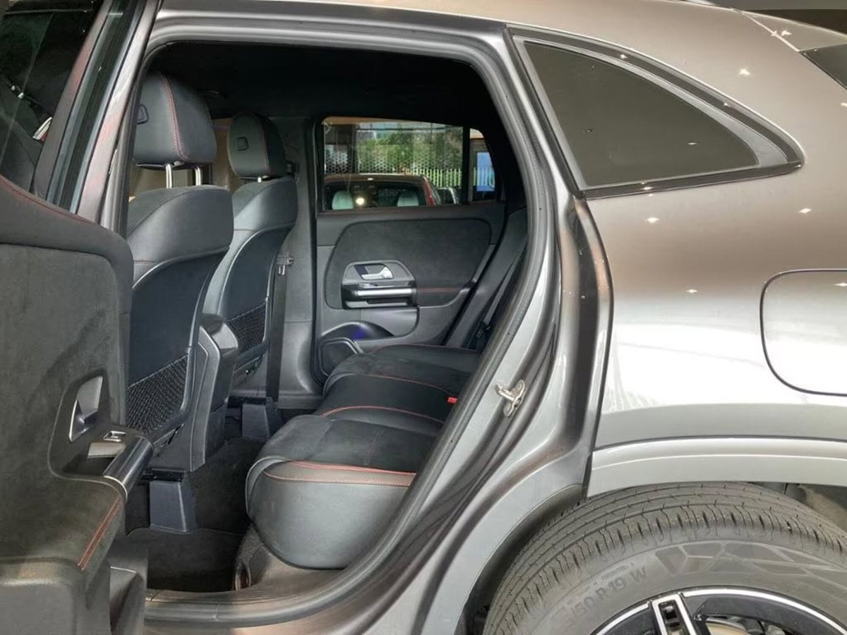Mercedes-Benz GLA SUV 200 d AMG Line Premium Plus 4matic auto (14)