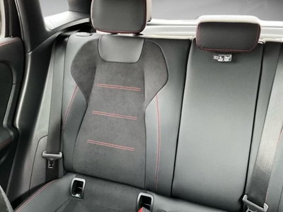 Mercedes-Benz GLA SUV 200 d AMG Line Premium Plus 4matic auto (14)
