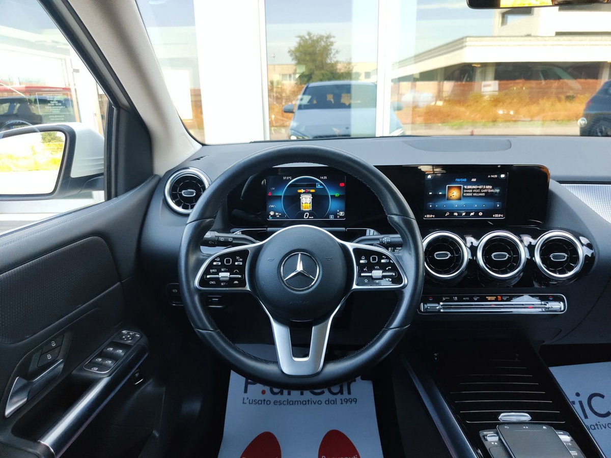 Mercedes-Benz Classe B 180 d Automatic Sport Plus (18)