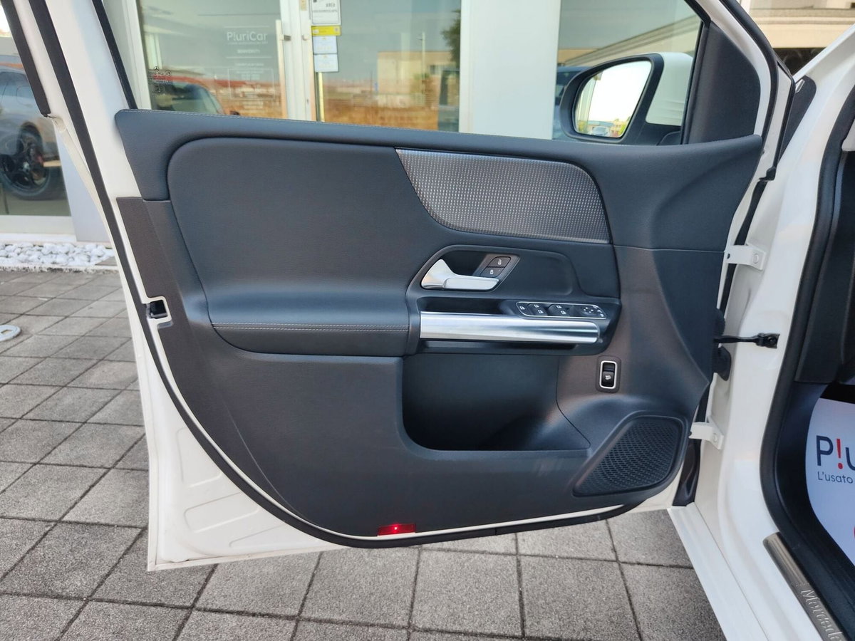 Mercedes-Benz Classe B 180 d Automatic Sport Plus (19)