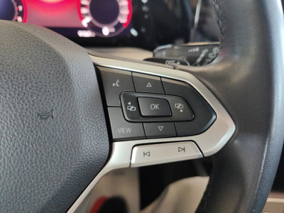 Volkswagen Golf 1.5 eTSI 130 CV EVO ACT DSG R-Line (19)