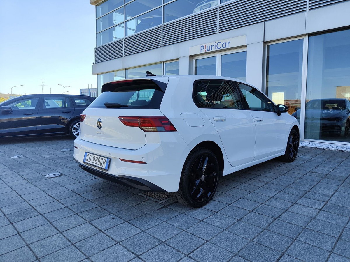 Volkswagen Golf 1.5 TGI DSG Style (7)