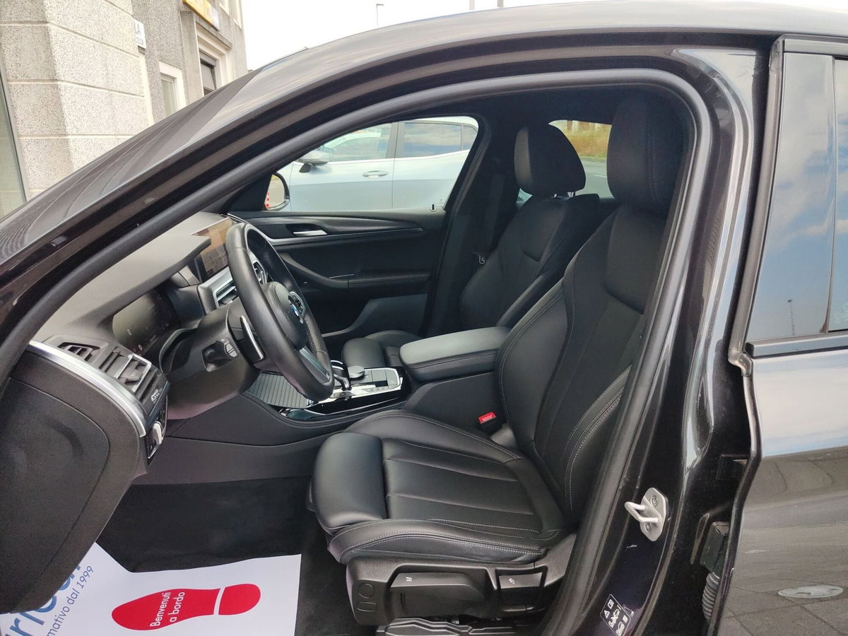 BMW X4 xdrive20i mhev 48V Msport auto (3)
