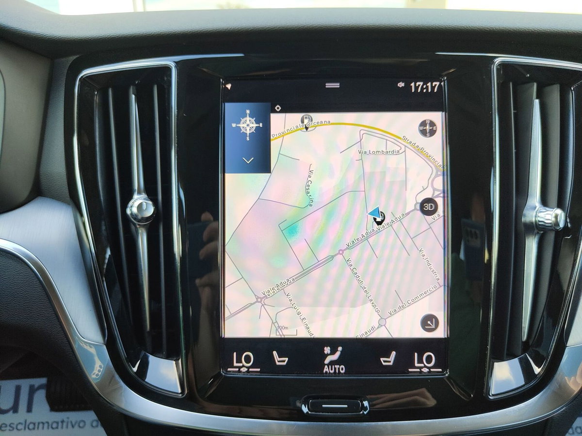 Volvo V60 T6 Recharge AWD Plug-in Hybrid R-design (9)