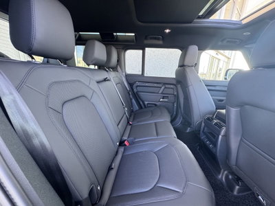 Land Rover Defender 110 3.0d i6 mhev X-Dynamic SE awd 250cv auto (12)
