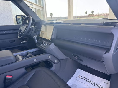 Land Rover Defender 110 3.0d i6 mhev X-Dynamic SE awd 250cv auto (8)
