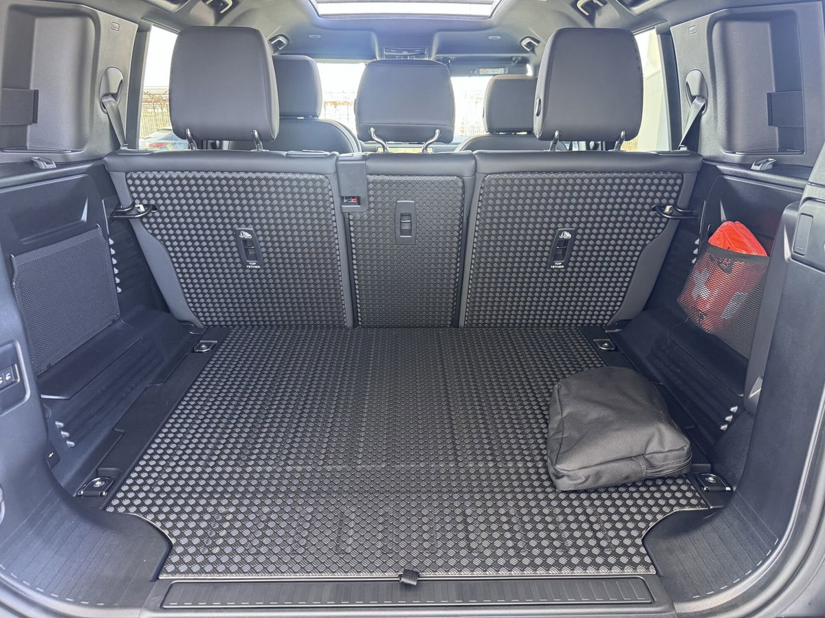 Land Rover Defender 110 3.0d mhev X-Dynamic SE awd 250cv auto 7p.ti (15)