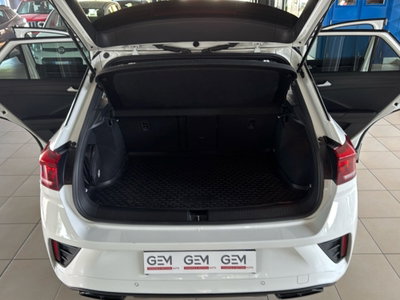 Volkswagen T-Roc 2.0 tdi R-Line 115cv (11)