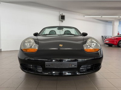 Porsche Boxster 2.7 (2)