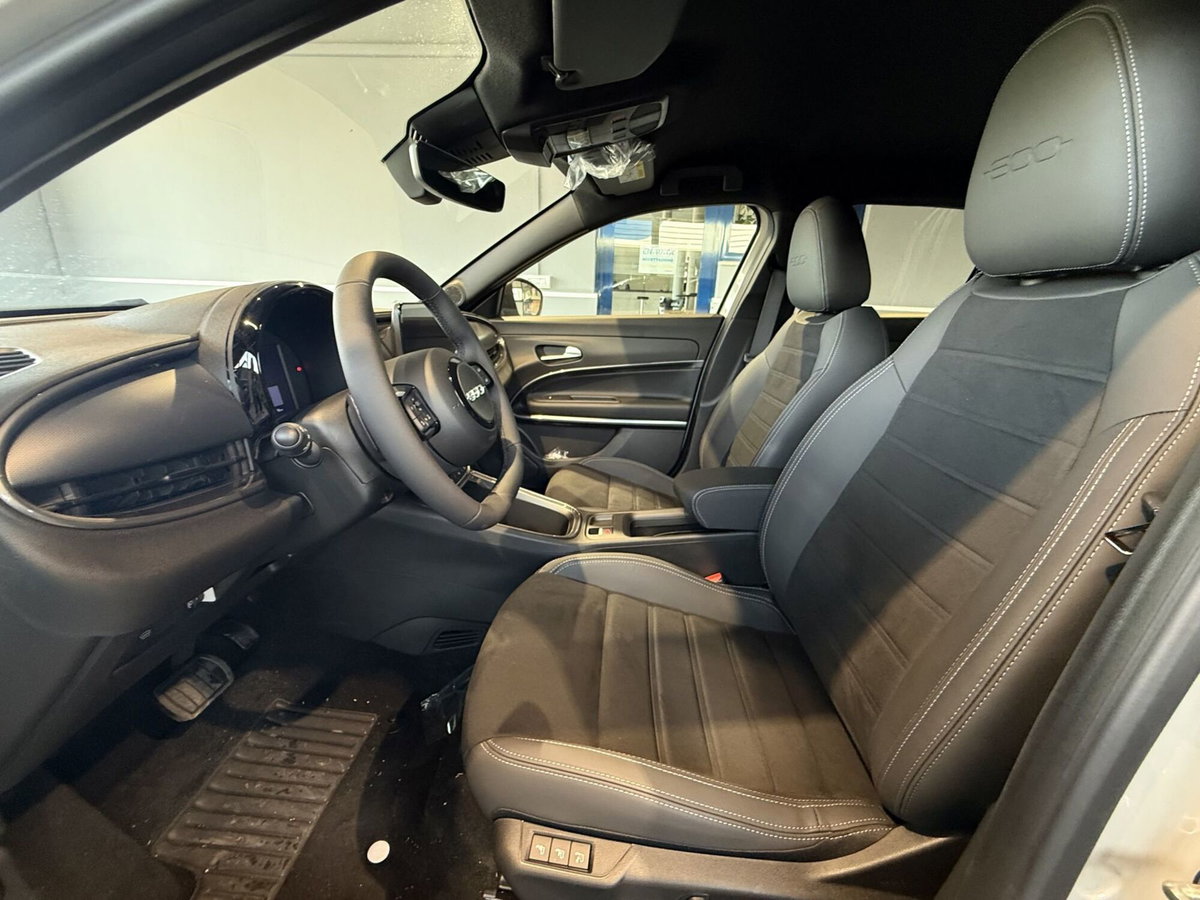 Fiat 600 1.2 hybrid Sport 110cv auto (12)