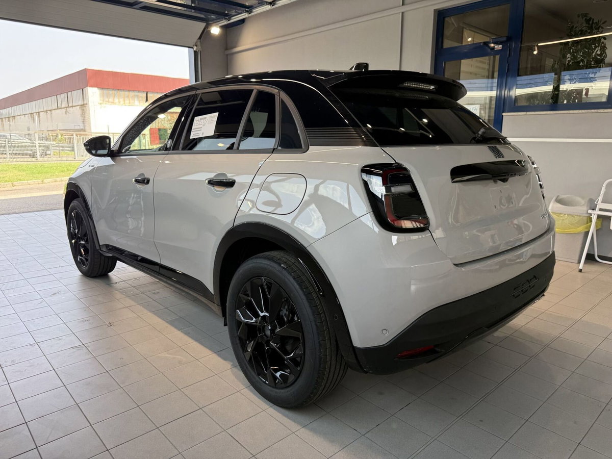 Fiat 600 1.2 hybrid Sport 110cv auto (8)
