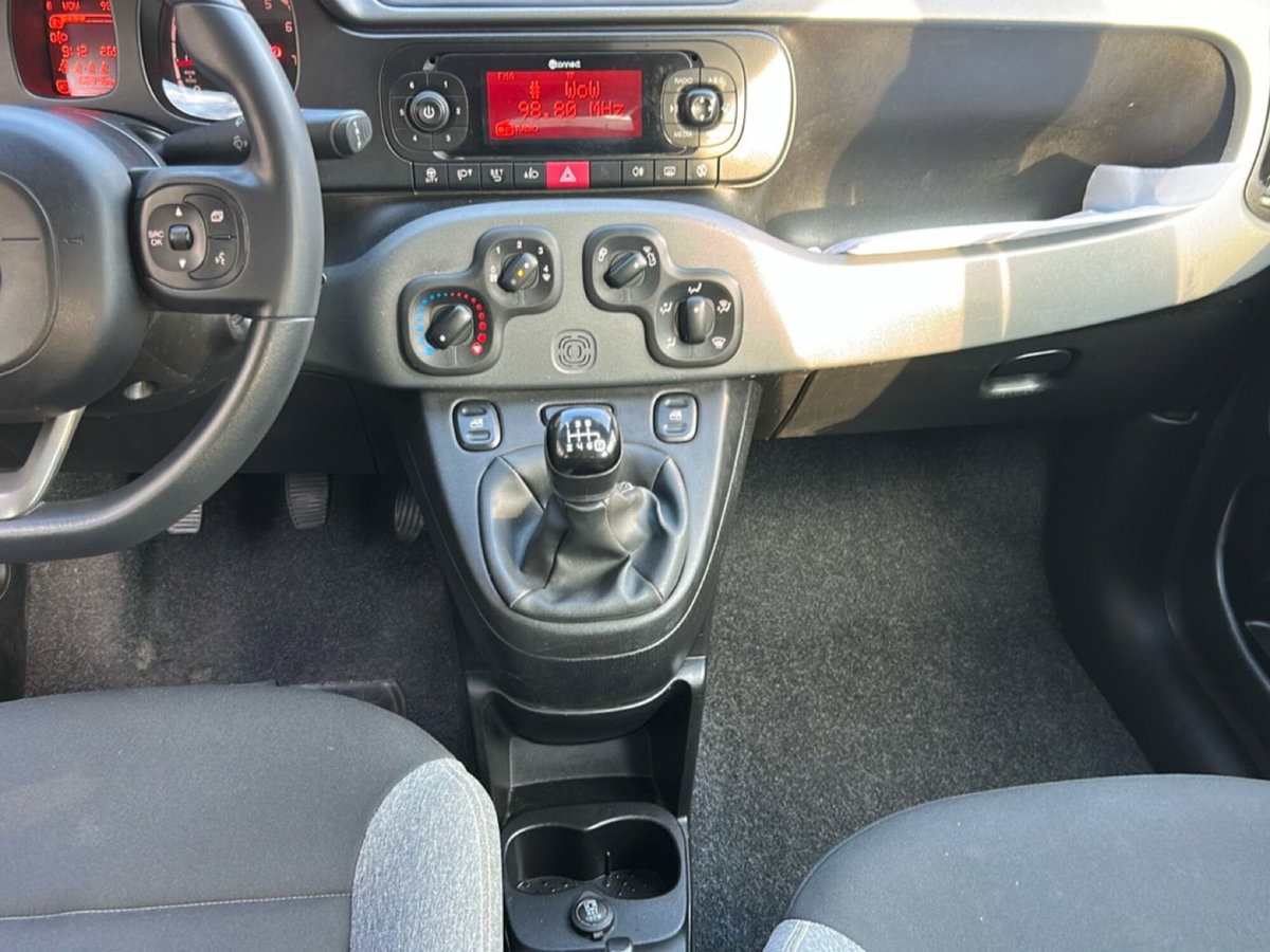 Fiat Panda 1.0 FireFly S&S Hybrid City Cross (14)