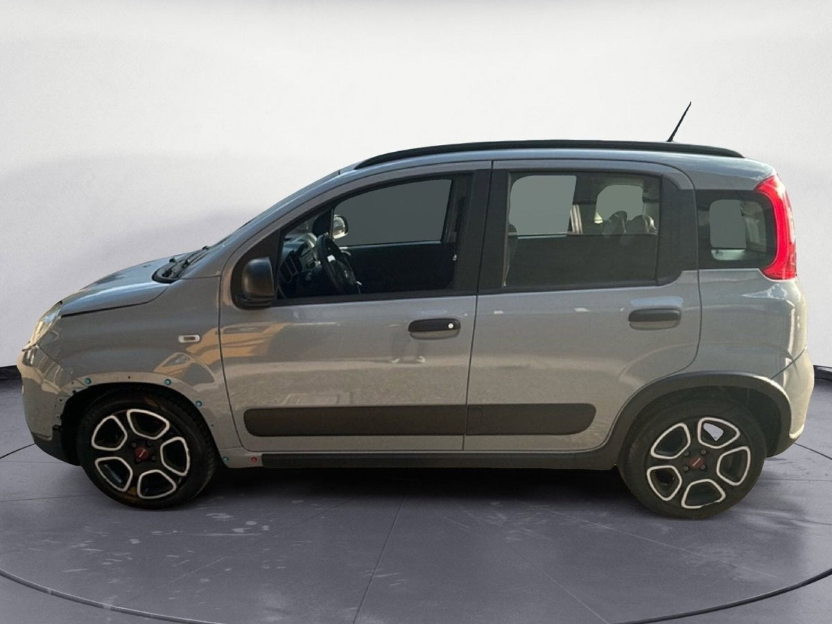 Fiat Panda 1.0 FireFly S&S Hybrid City Cross (5)