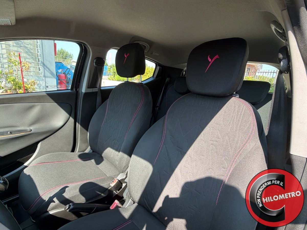 Lancia Ypsilon 1.2 69 CV 5 porte GPL Gold Plus (12)