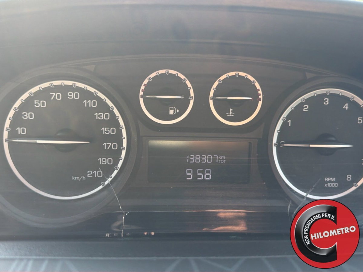 Lancia Ypsilon 1.2 69 CV 5 porte GPL Gold Plus (16)