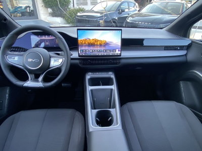 Byd Dolphin G DM-i 1.5 phev Boost 212cv (9)