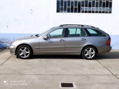 Mercedes-Benz Classe C Station Wagon 220 CDI Elegance (3)