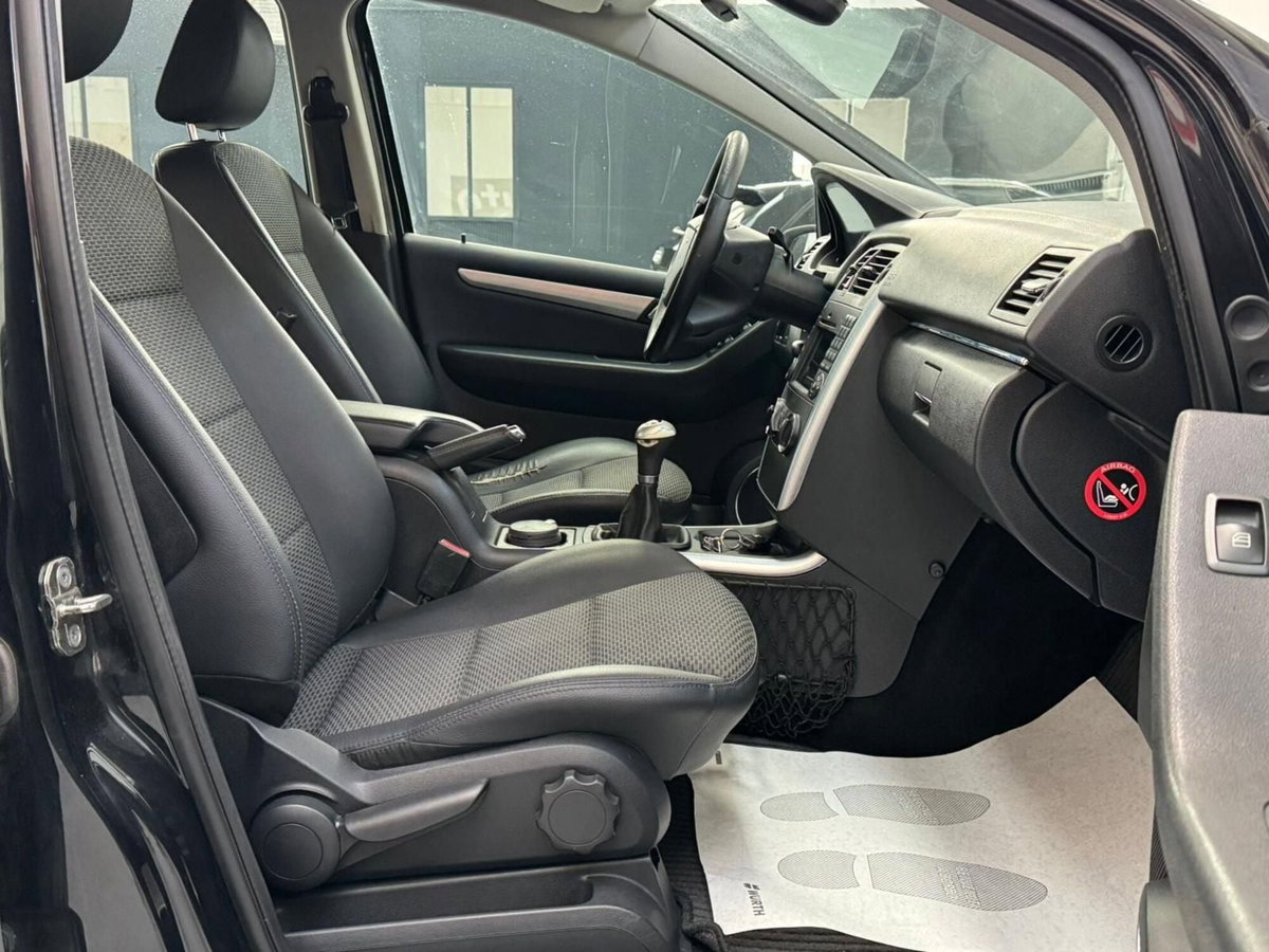 Mercedes-Benz Classe B 200 CDI Premium (12)