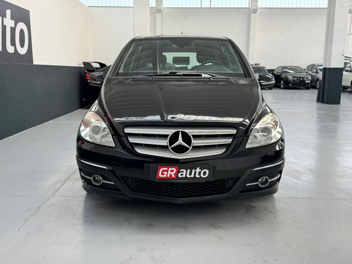 Mercedes-Benz Classe B 200 CDI Premium (4)