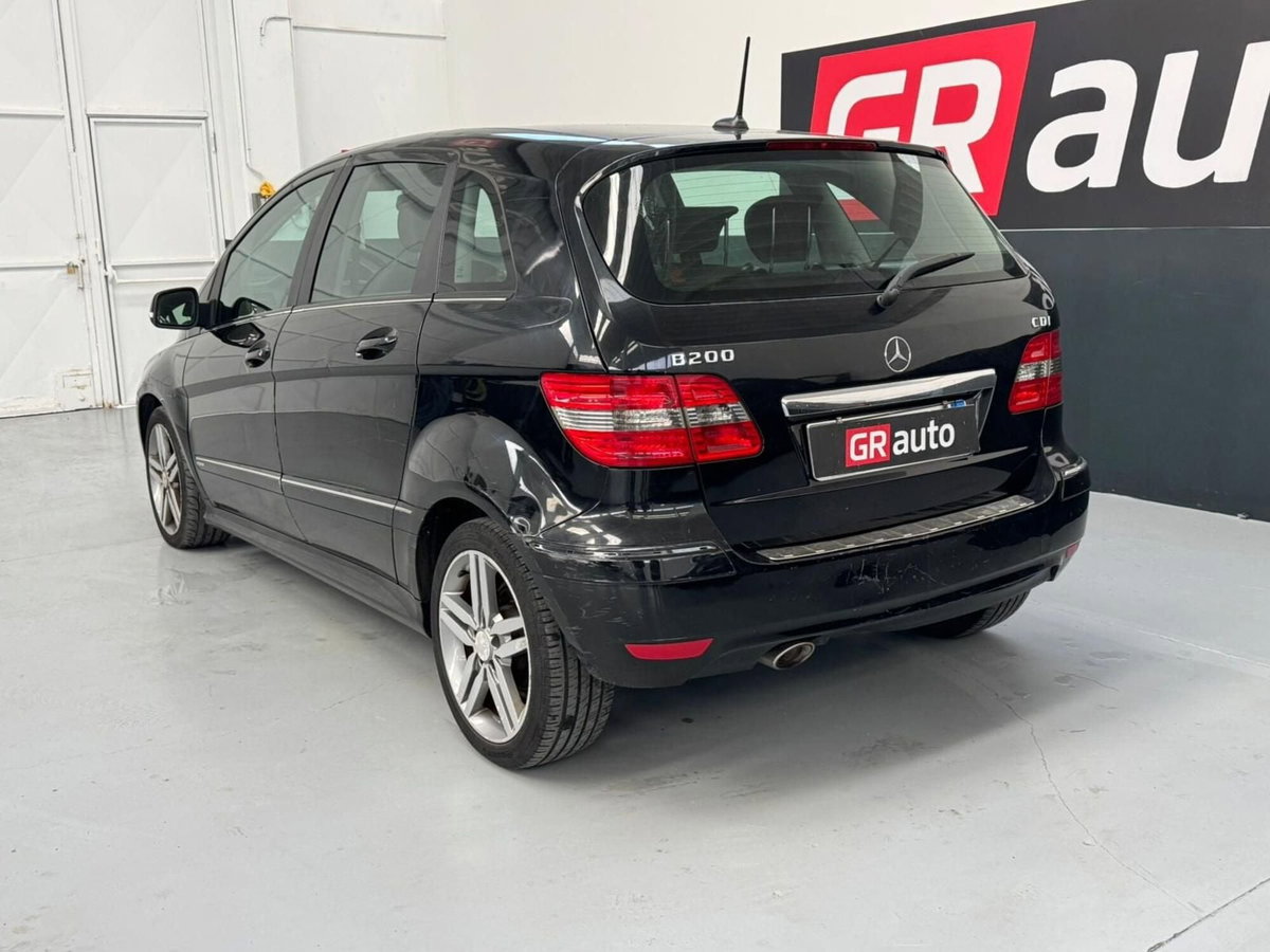 Mercedes-Benz Classe B 200 CDI Premium (7)