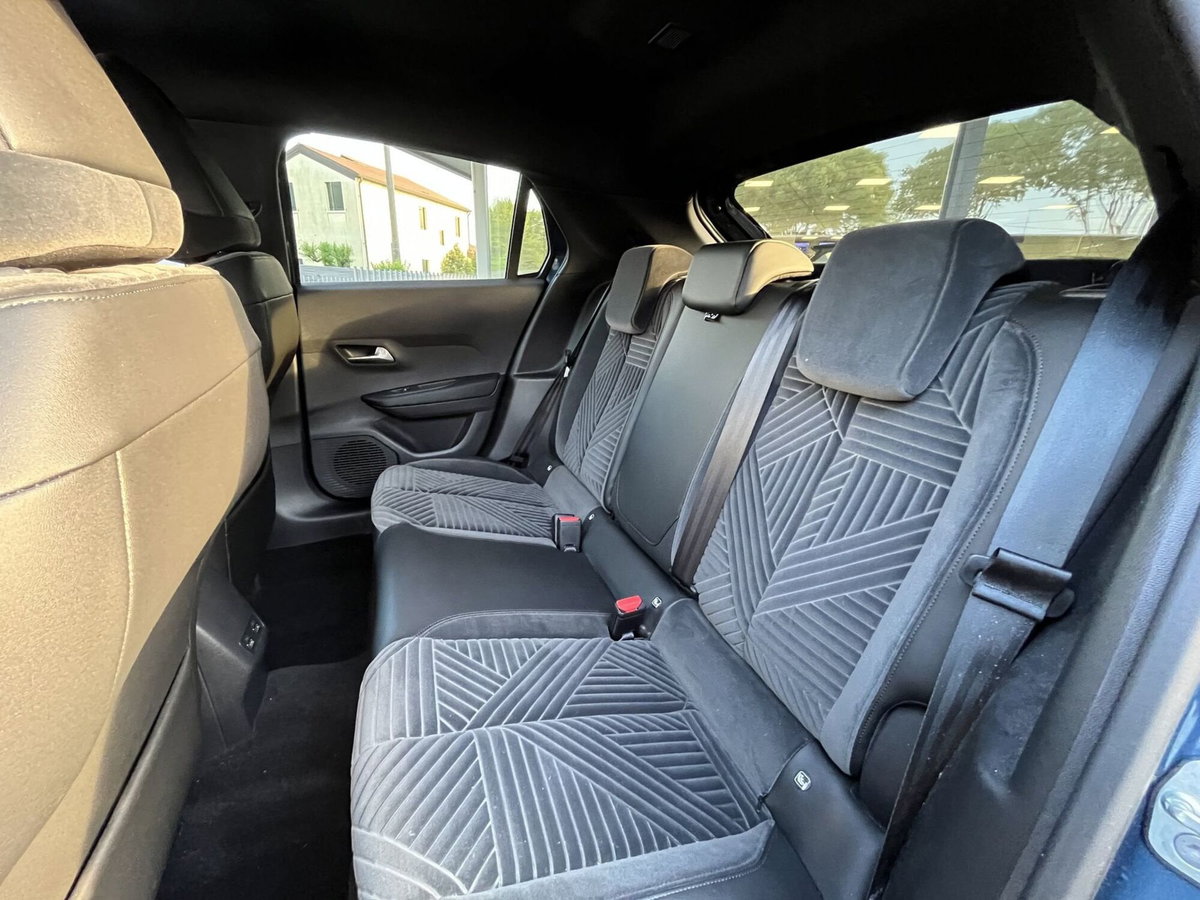 Lancia Ypsilon 1.2 mhev LX 110cv e-dct (7)