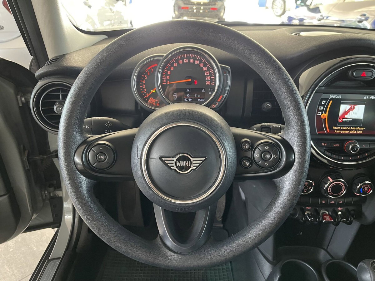 MINI Mini 1.5 One 75 CV 5 porte (6)