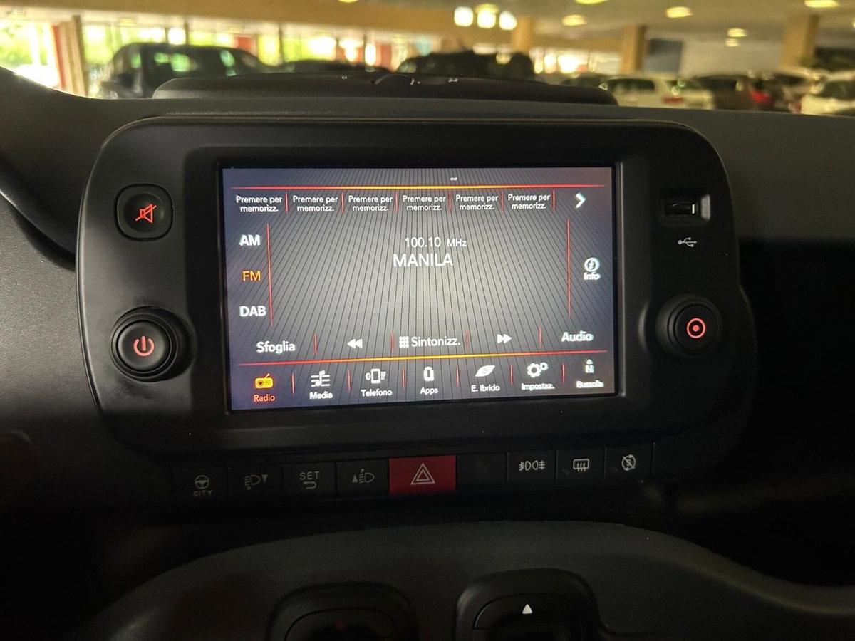 Fiat Panda 1.0 FireFly S&S Hybrid City Cross (11)