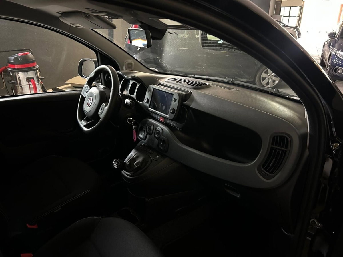 Fiat Panda 1.0 FireFly S&S Hybrid City Cross (9)