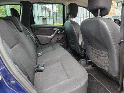 Dacia Duster 1.5 dCi 110CV 4x2 Ambiance (12)